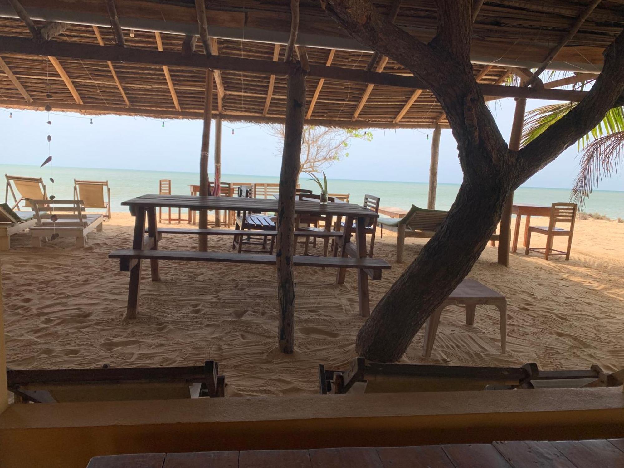 Ocean View Beach Resort - 칼피티야 외부 사진